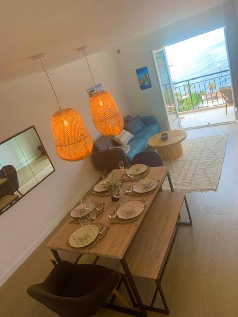 La Belle Vue-Charming Duplex Apartment With Sea View, 50 Meters From Beach And Private Parking Saint-Raphael  Bagian luar foto