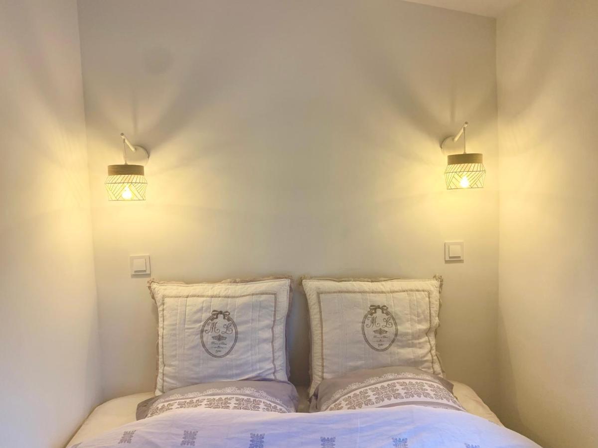 La Belle Vue-Charming Duplex Apartment With Sea View, 50 Meters From Beach And Private Parking Saint-Raphael  Bagian luar foto