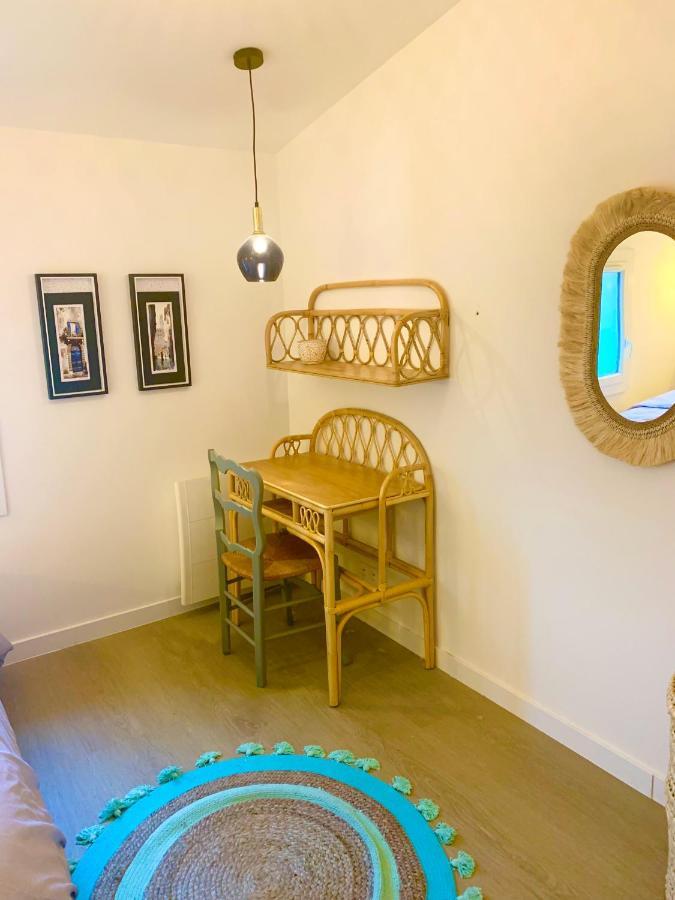 La Belle Vue-Charming Duplex Apartment With Sea View, 50 Meters From Beach And Private Parking Saint-Raphael  Bagian luar foto